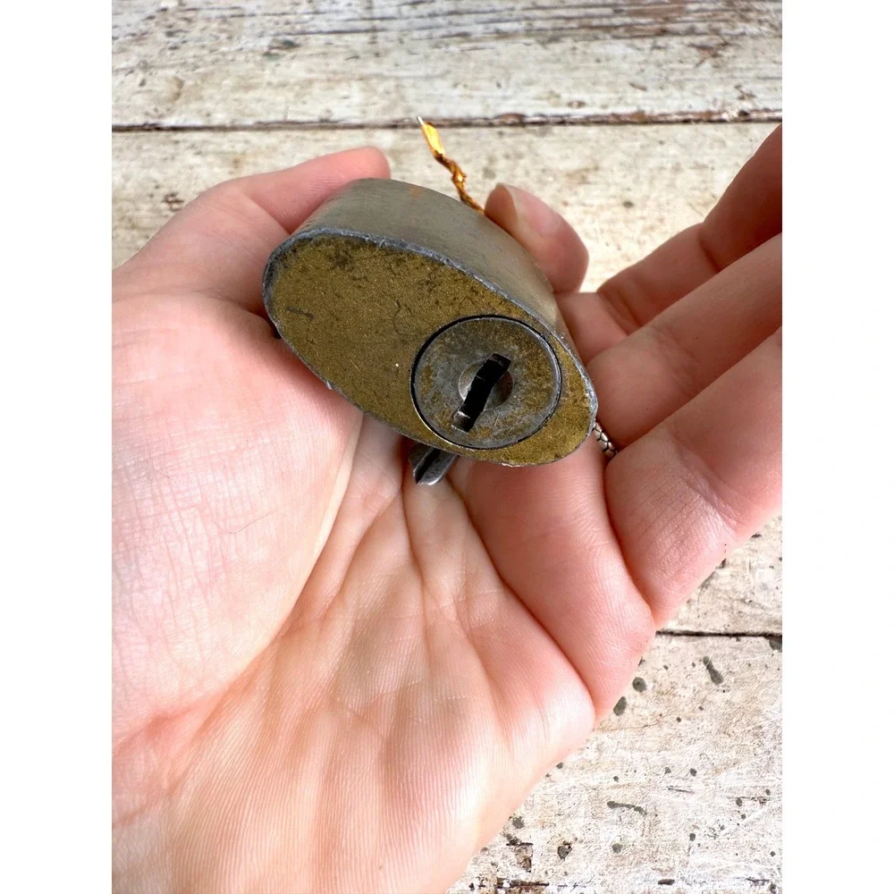Vintage Yale Brass Padlock with Key Antique Industrial Security Lock 3 Inch - Picture 4 of 6